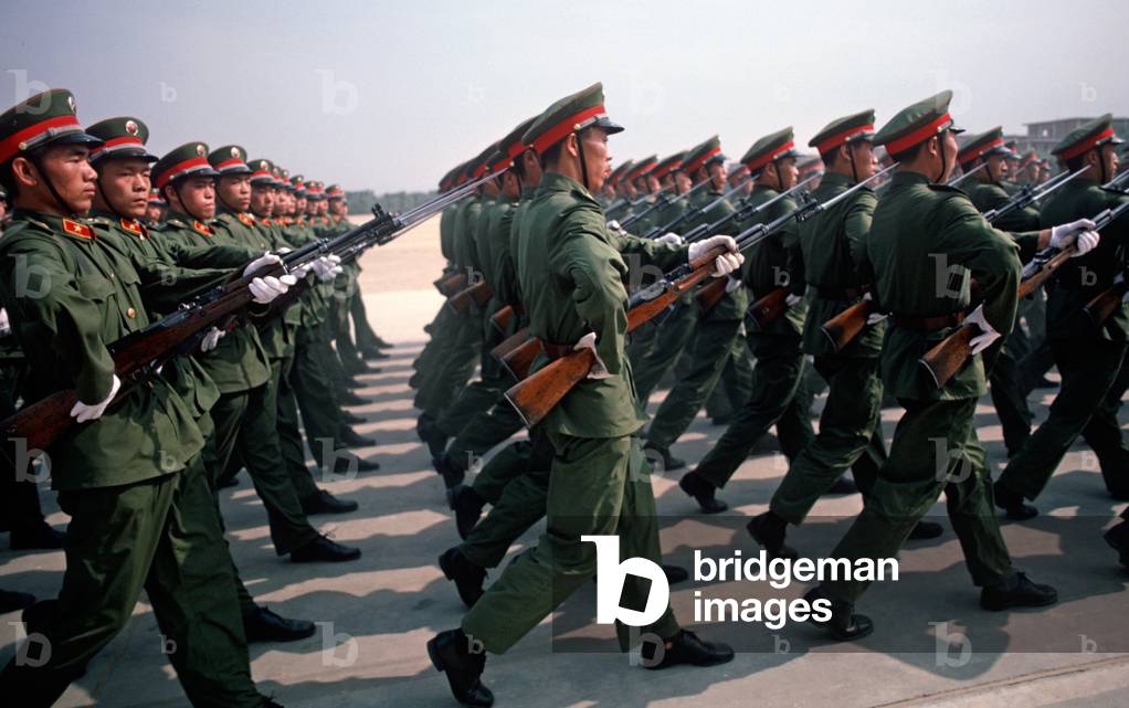 Peoples Liberation Army officers drilling at Shijiazhuang Military Academy, Hubei province, China, 1985 (photo)