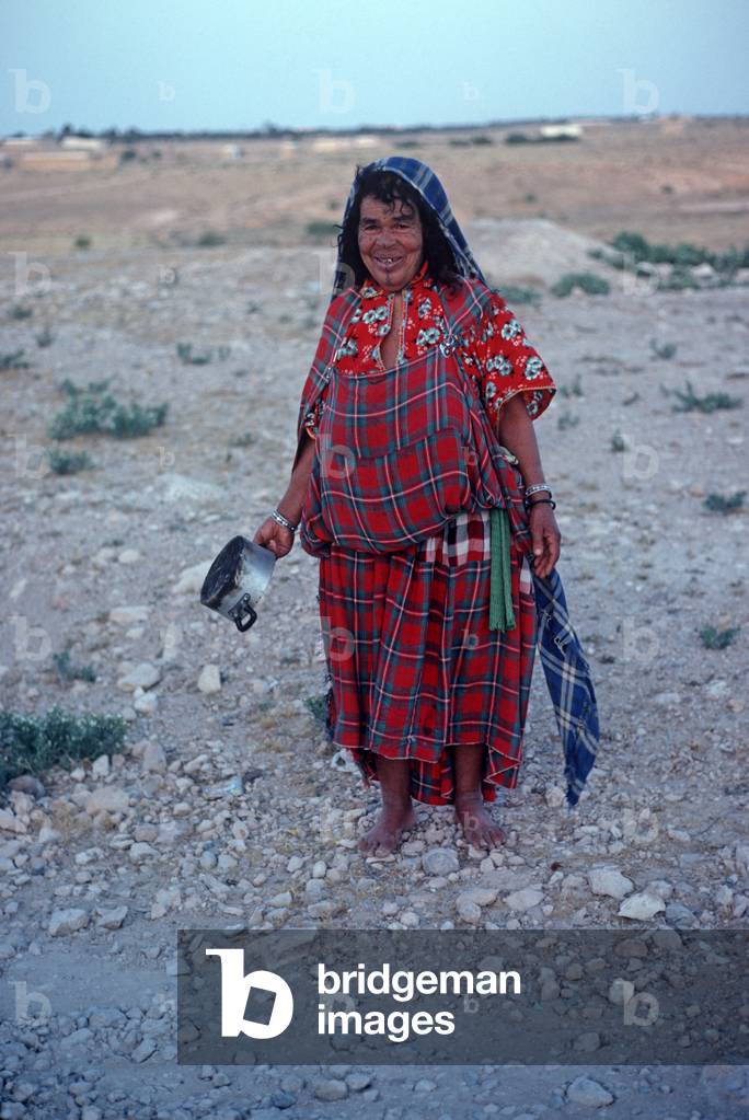 Normadic Arab Bedouins, Sahara desert, South Tunisia, North Africa (photo)