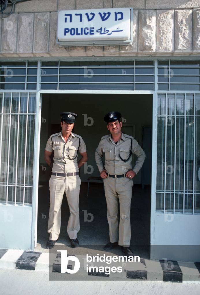 Palestinian policemen West Bank, East Jerusalem, Israeli, Palestinian Authority (photo)