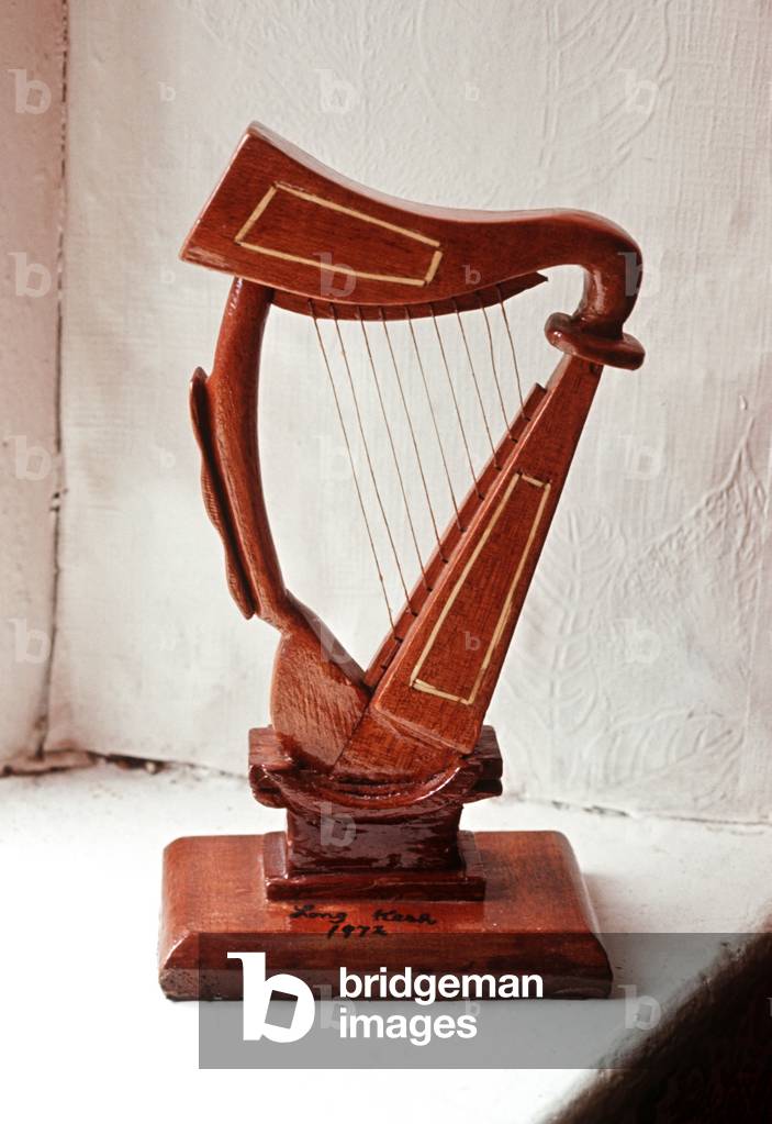 Model of Celtic Harp made by Republican Prisoners in Long Kesh Internmet Camp during The Troubles, Northern Ireland, Long Kesh, 1972 (photo)