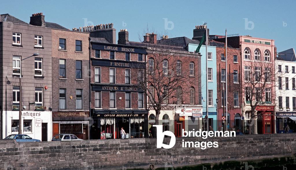 River Liffey  and The Quays, referred to by James Joyce in 'Dubliners', Dublin, Ireland (photo)