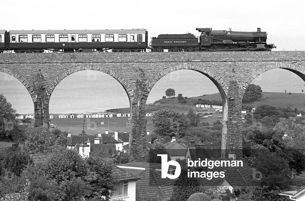 Steam train of the Heritage Dartmouth Steam Railway on the Churston Viaduct, Devon, England, UK, 1989 (photo)