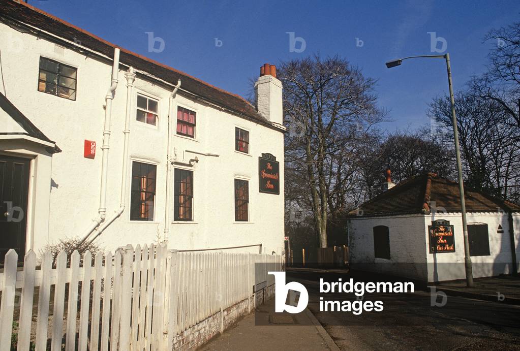 The Spaniard's Inn, Hampstead Heath, England, UK (photo)