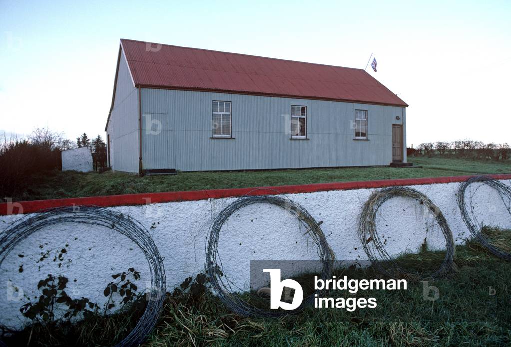 Lislaird Orange Hall, County Tyrone during The Troubles, Northern Ireland Conflict, Northern Ireland, 1986 (photo)
