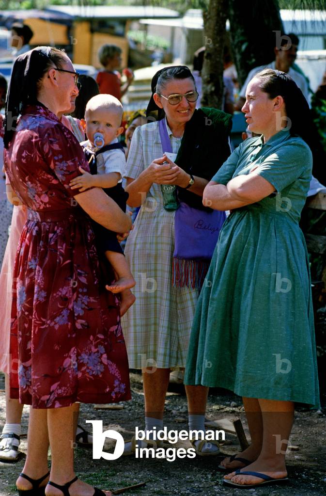 Mennonites at Spanish Lookout community farm auction, Belize, Central America, June 1985 (photo)