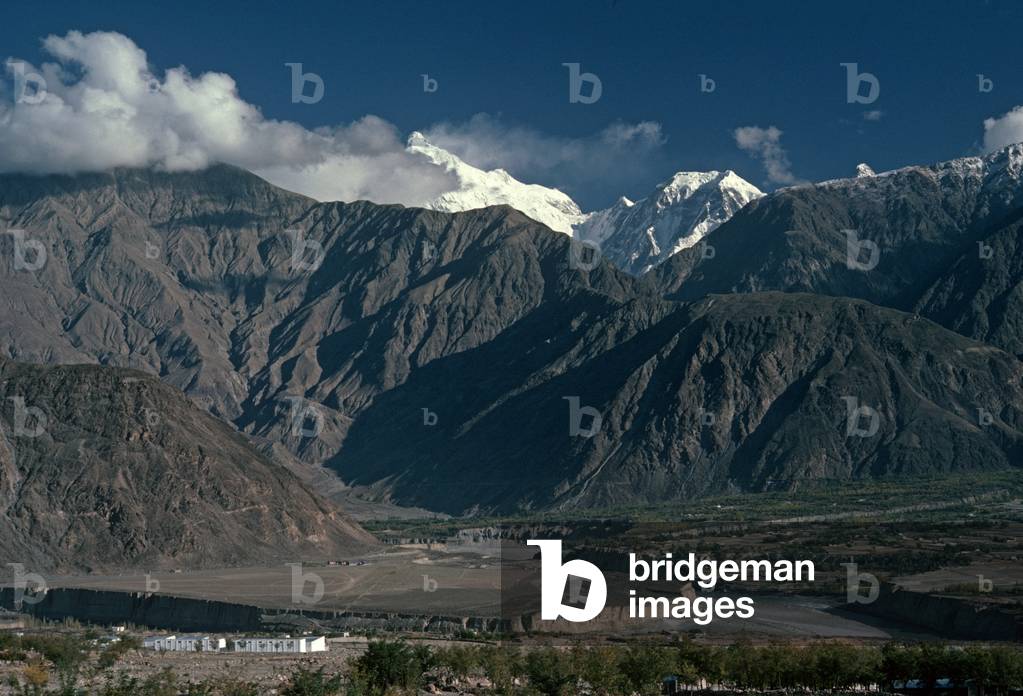K2 Mountain, Karakoram Mountains, Karakoram Highway, Gilgit-Baltistan Administrative Area, Pakistan (photo)