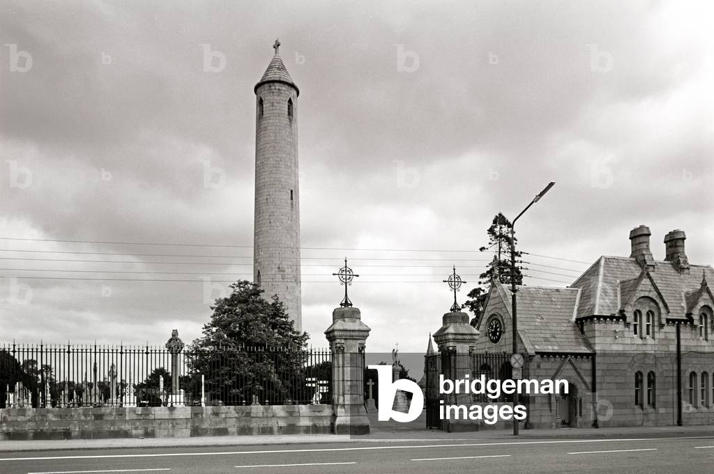 Glasnevin Cemetery, Dublin, where many prominent national figures are buried: Daniel O'Donnell, Parnell, Michael Collins, Eamon de Valera, Maude Gonne, Roger Casement, Constance Markievicz, and many others, referred to in James Joyce 'Ulysses', Ireland (photo)