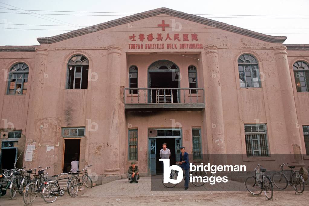 Turpan general hospital, Turpan, Xinjiang Province, China, 1985 (photo)
