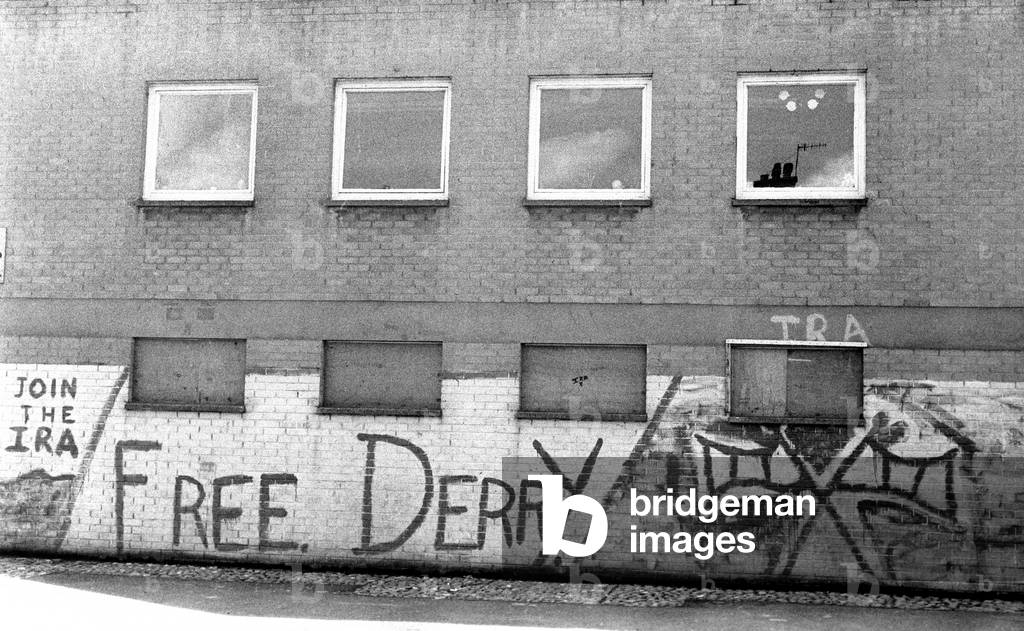 IRA and Free Derry graffiti, Bogside in Derry, Londonderry, Northern Ireland