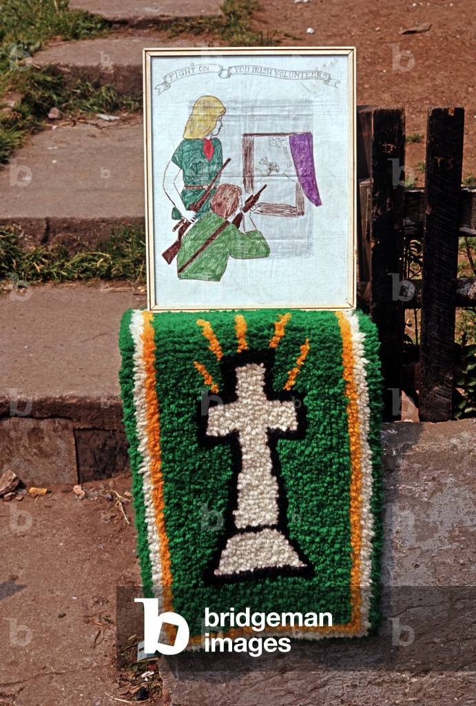 Republican Drawing onto Handkerchief for Young Irish Volunteers made in Long Kesh Internment Camp by Republican Prisoners during The Troubles, Northern Ireland , Long Kesh, 1972 (photo)