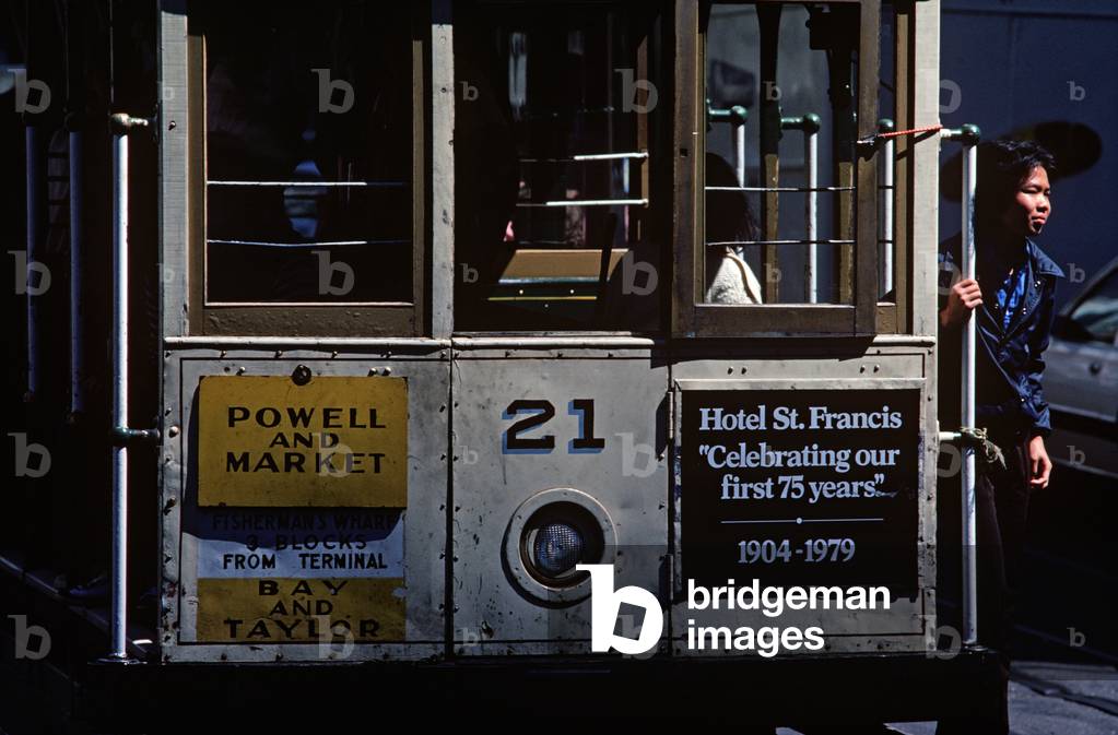 San Francisco Cable Car In Chinatown, California, USA  (photo)