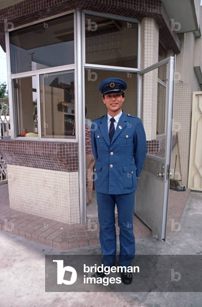 Hotel security, Shanghai, China (photo)