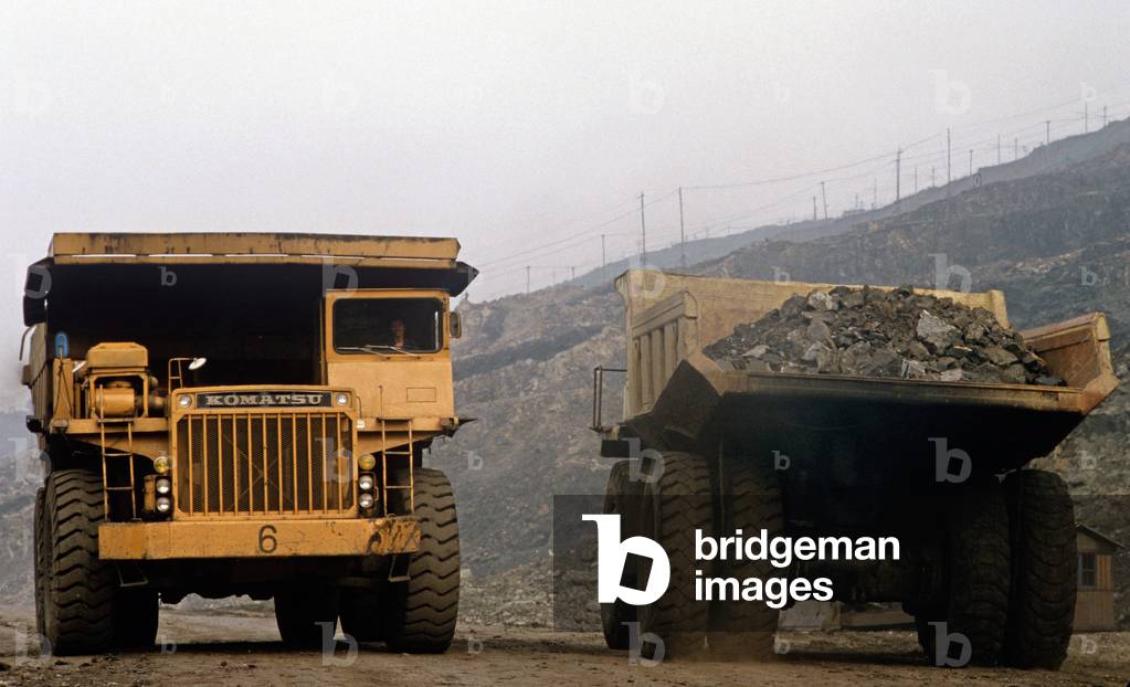 Coal trucks, Fushun open cast coal mine, Liaoning province, China (photo)