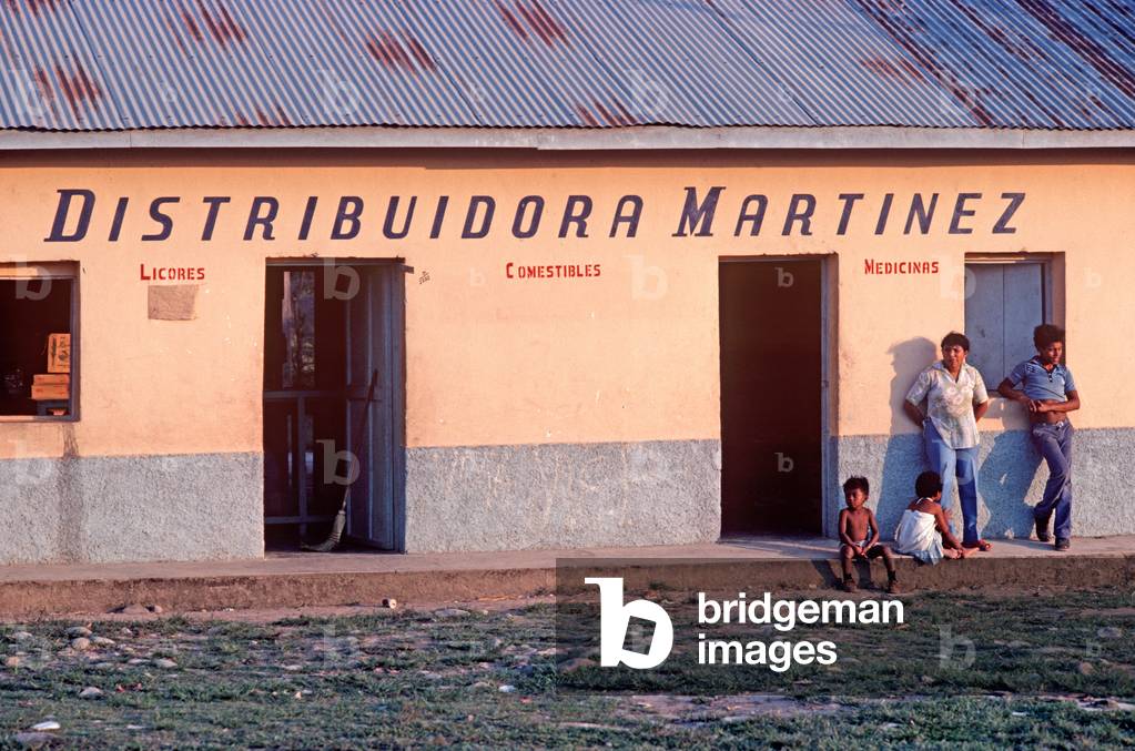 Isletas, small town in Isletas banana plantation. Honduras (photo)