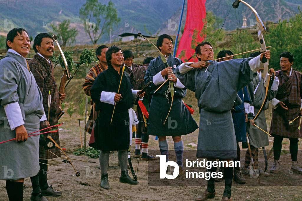 Bhutan's national sport, ,archery, Bhutan, Himalayas (photo)
