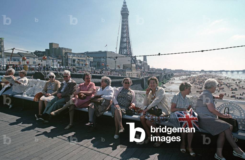 Holiday makers at Blackpool, Lancashire (photo)