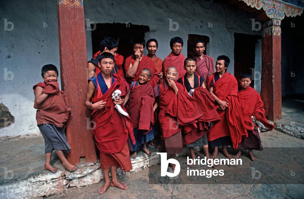 Buddhist monks in Punakha Dzong, monastery, Bhutan, Himalayas (photo)