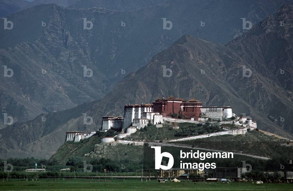 Potala Palace, Lhasa (photo)