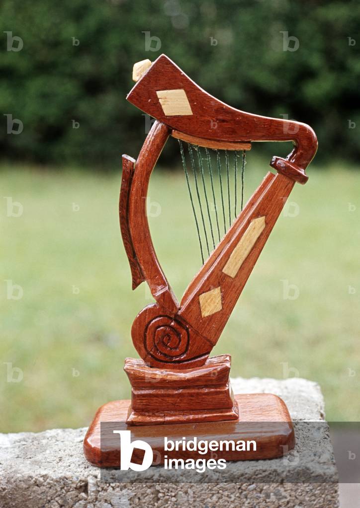 Model of Celtic Harp made by Republican Prisoners in Long Kesh Internmet Camp during The Trouble, Northern Ireland, Long Kesh, 1972 (photo)