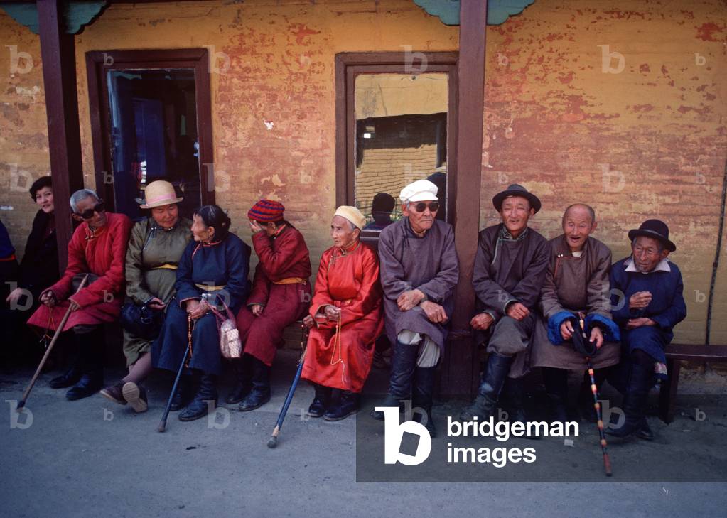 Senior citizen Mongolians in Ulan Bator Buddhist Temple, Ulan Bator, Mongolia, Asia
