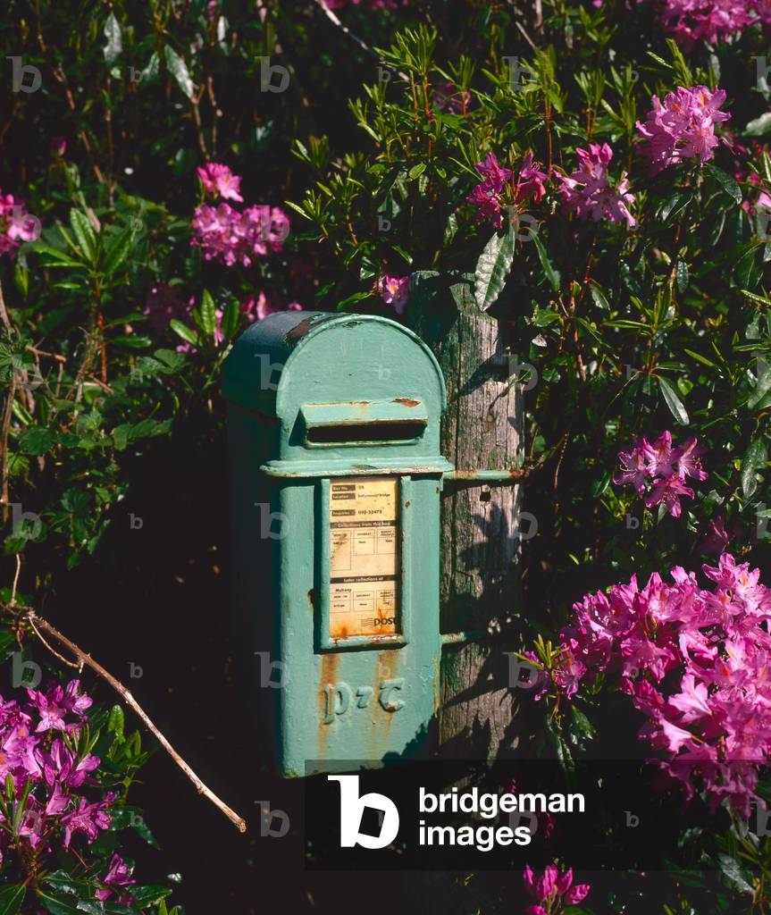 Old letter box, Ballyveeney Bridge, County Mayo, Ireland (photo)