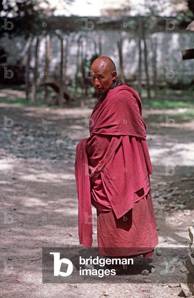Buddhist monks, Sera Monastery, Tibet (photo)