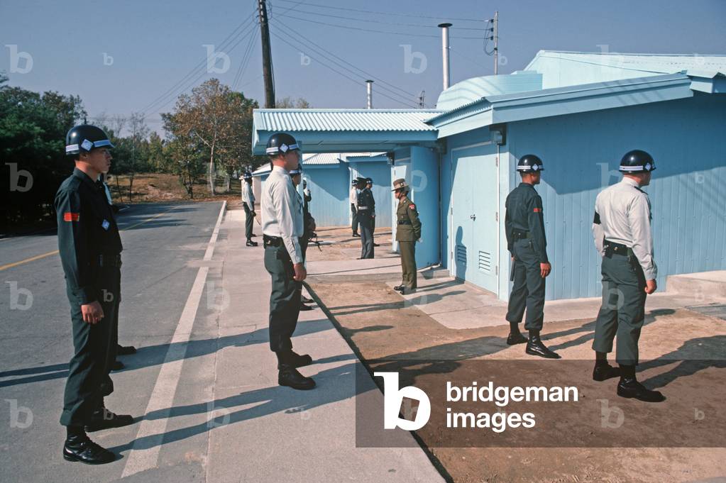 South Koreans and American soldiers at Panmunjom, during South and North Korean talks at Panmunjom, Korean Demilitarized Zone, DMZ Line (photo)