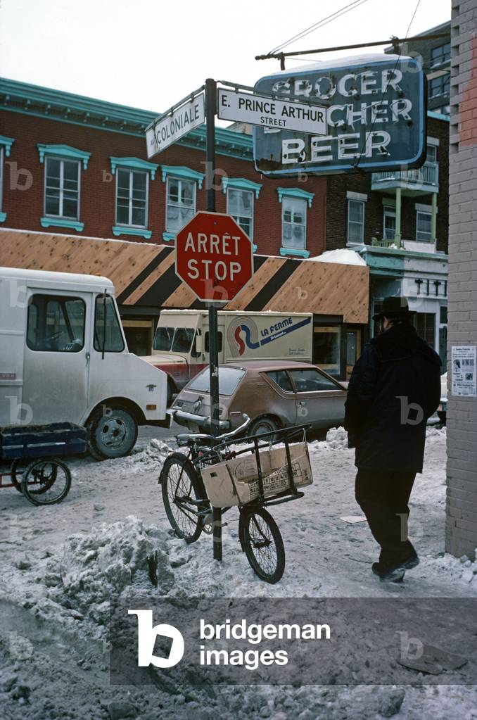 Montreal street corner in winter, Quebec Province, Canada (photo)