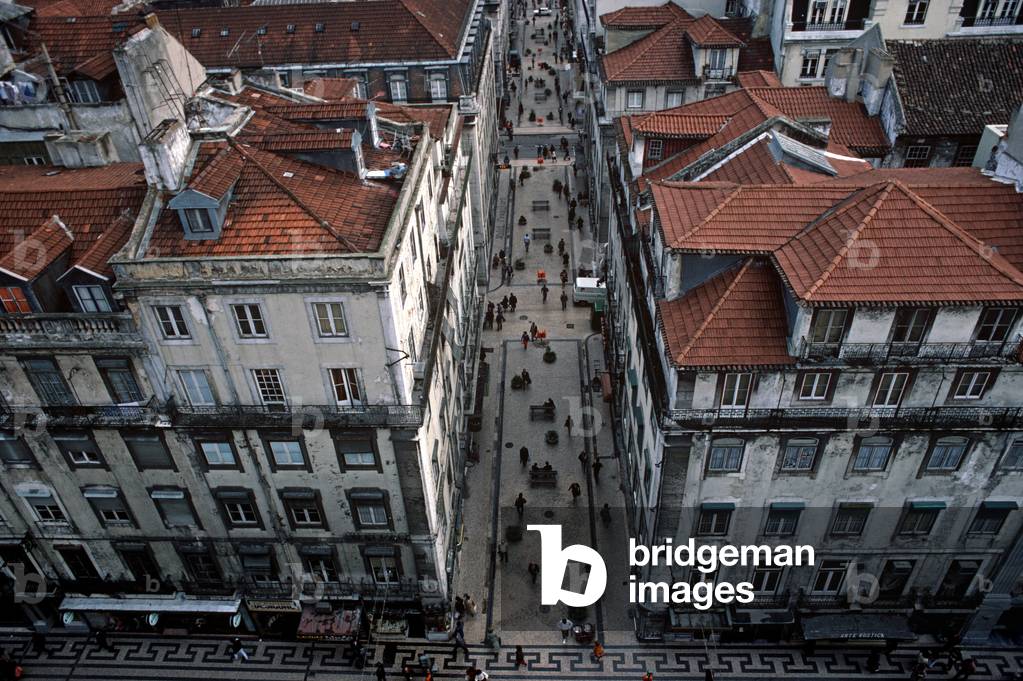 View of the commercial center of the City of Lisbon, Portugal (photo)