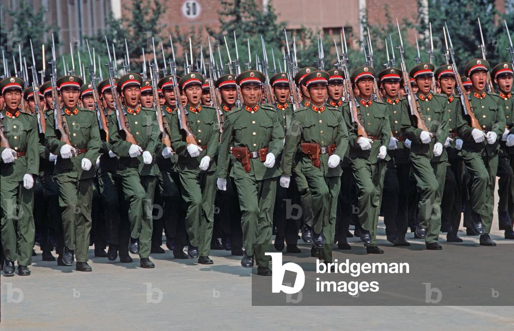 Peoples Liberation Army officers drilling at Shijiazhuang Military Academy, Hubei province, China, 1985 (photo)