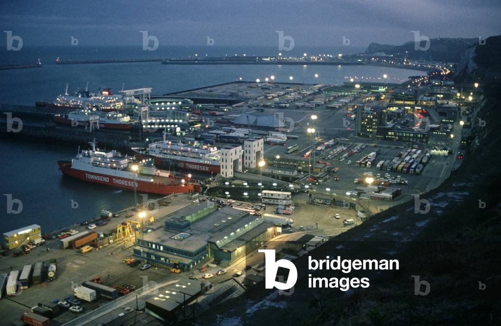 HM CUSTOMS & EXCISE, PORT OF DOVER, 1980s