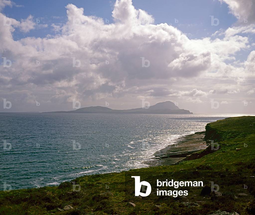 Clare Island from Achill Island , County Mayo, West Coast of Ireland, Ireland (photo)