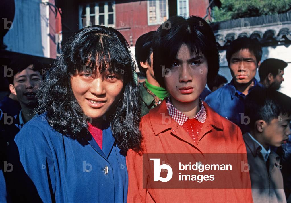 Chinese young women in Shanghai, China, 1979 (photo)