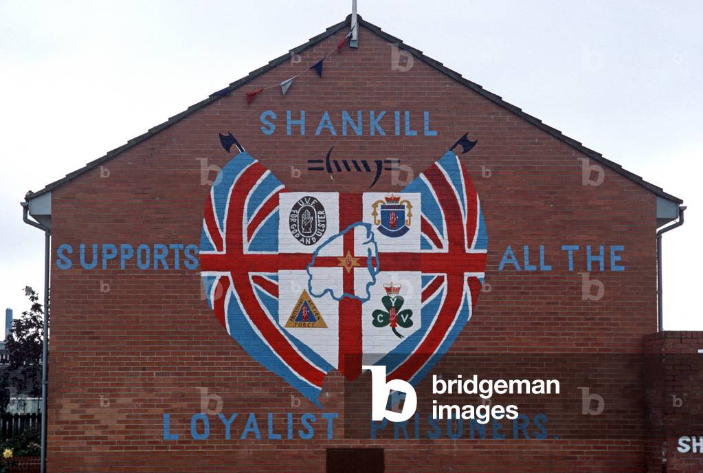 Loyalist Shankhill area of Belfast mural for support of Loyalist prisoners during The Troubles, Northern Ireland, 1977 (photo)