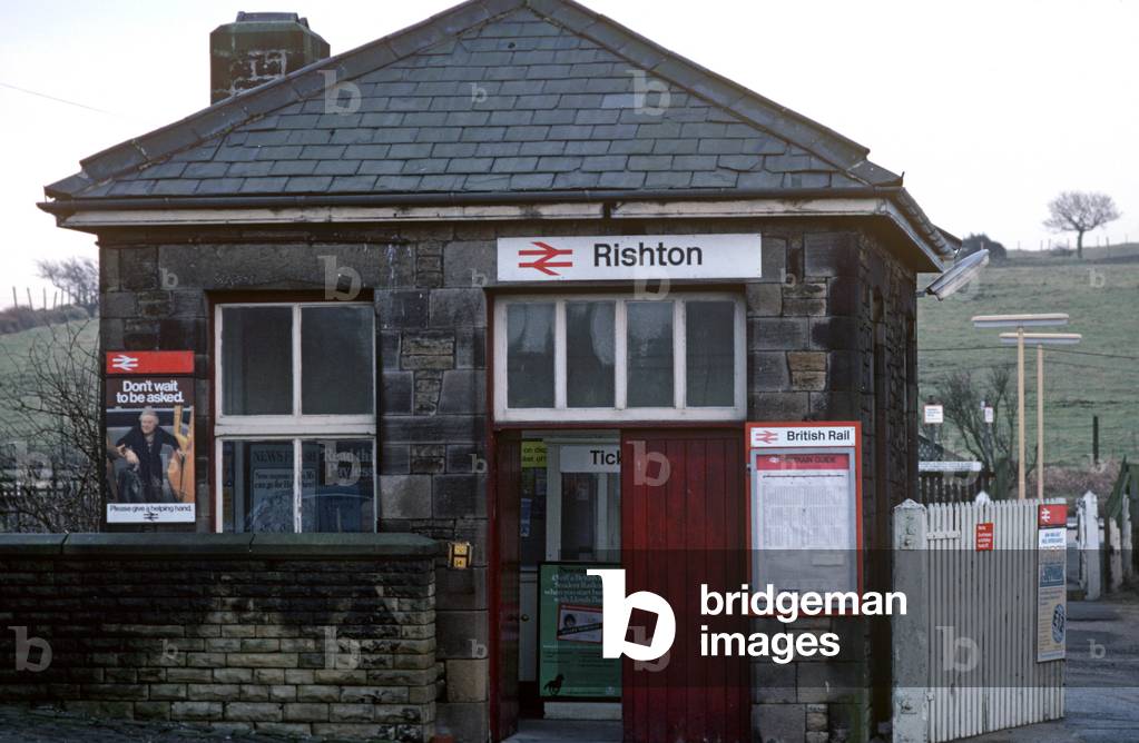 Rishton station on the British Rail Preston to Colne railway line, Lancashire, Great Britain, 1982 (photograph)
