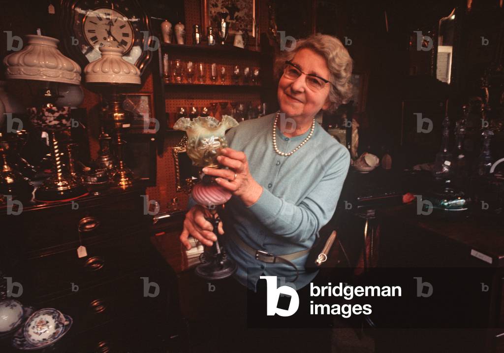 Antique dealers in Camden Passage in the 1970s, Islington, London, UK, 1972 (photo)