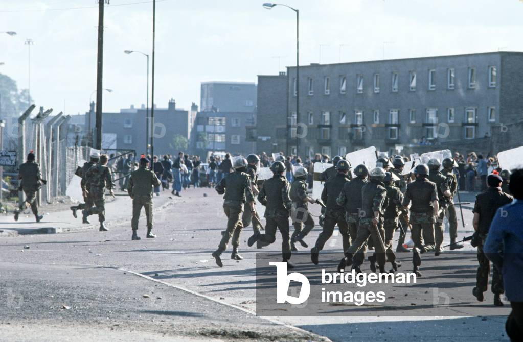 THE TROUBLES, NORTHERN IRELAND CONFLICT, 1975