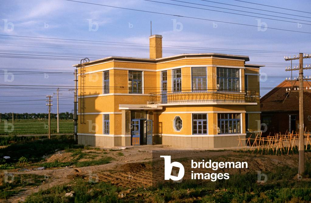 Modern housing in Heilongjiang Province, China (photo)