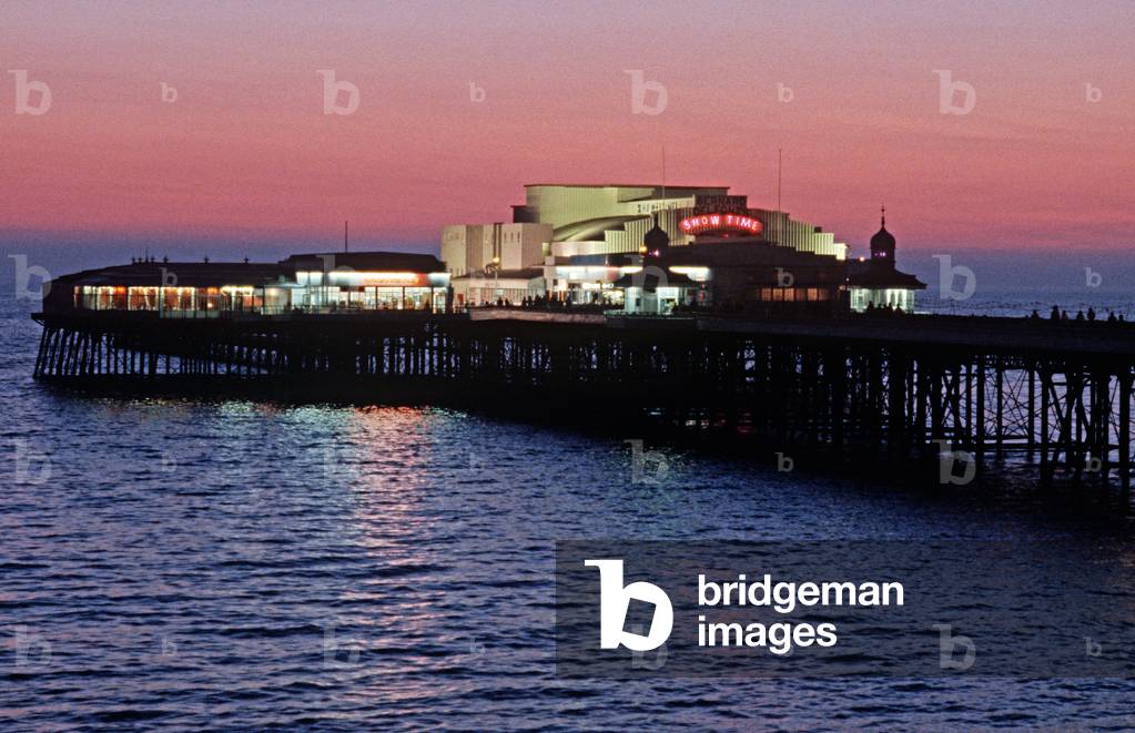 North Pier at dusk, Blackpool,  Lancashire (photo)