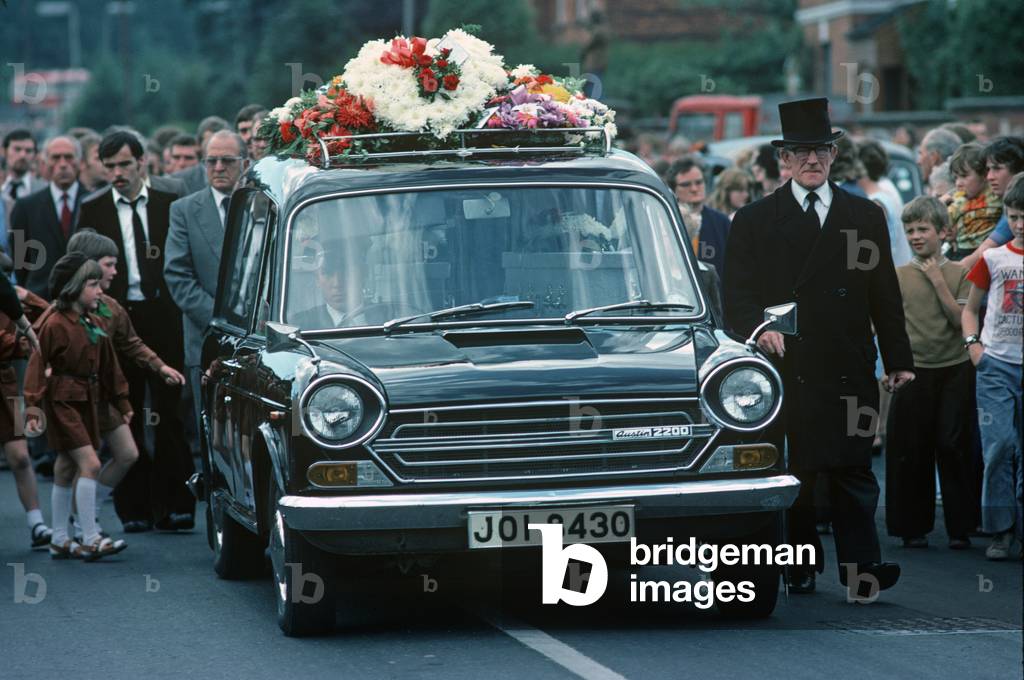 THE TROUBLES, NORTHERN IRELAND CONFLICT, 1976