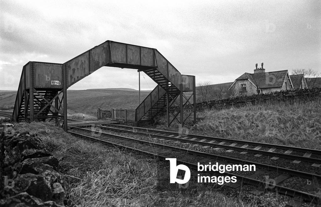 Railway bridge on the Settle to Carlisle railway line, Northern England, 1992 (photograph)