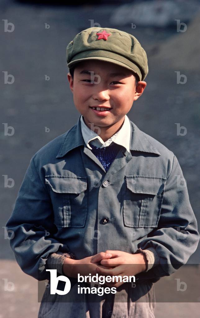 Schoolboy Hung-Chiao commune, near Shanghai, China, 1979 (photo)