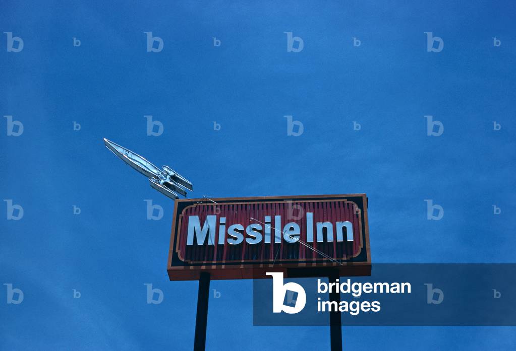 Missile Inn Neon Sign, El Paso, Texas, USA, 1983 (photo)