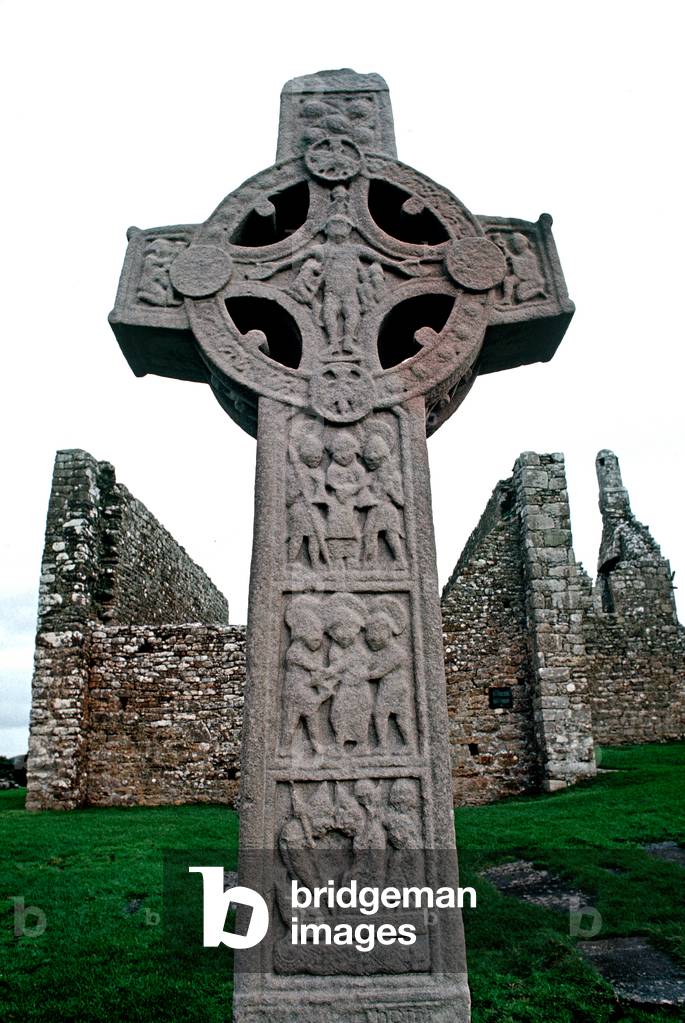 Cross Of The Scriptures At Clonmacnoise Monastery On The Banks Of The Shannon,  County Offaly, Ireland. Founded By Saint Ciaran In 6Th Century. Referred To By W. B. Yeats In 'Land Of Hearts Desire'. (photo)