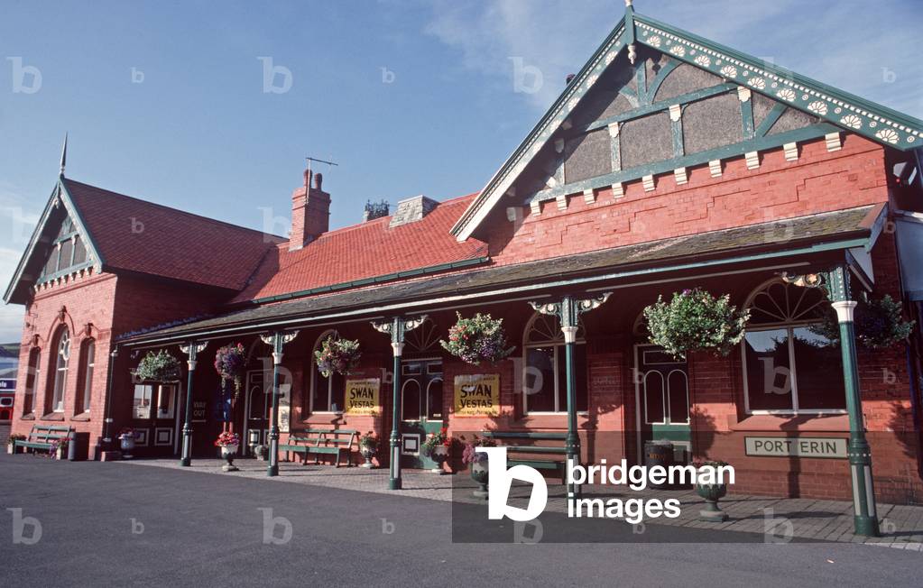 Port Erin Railway station on the Isle of Man railway, 1991 (photo)