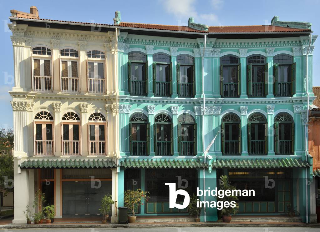 Shop fronts (photo)