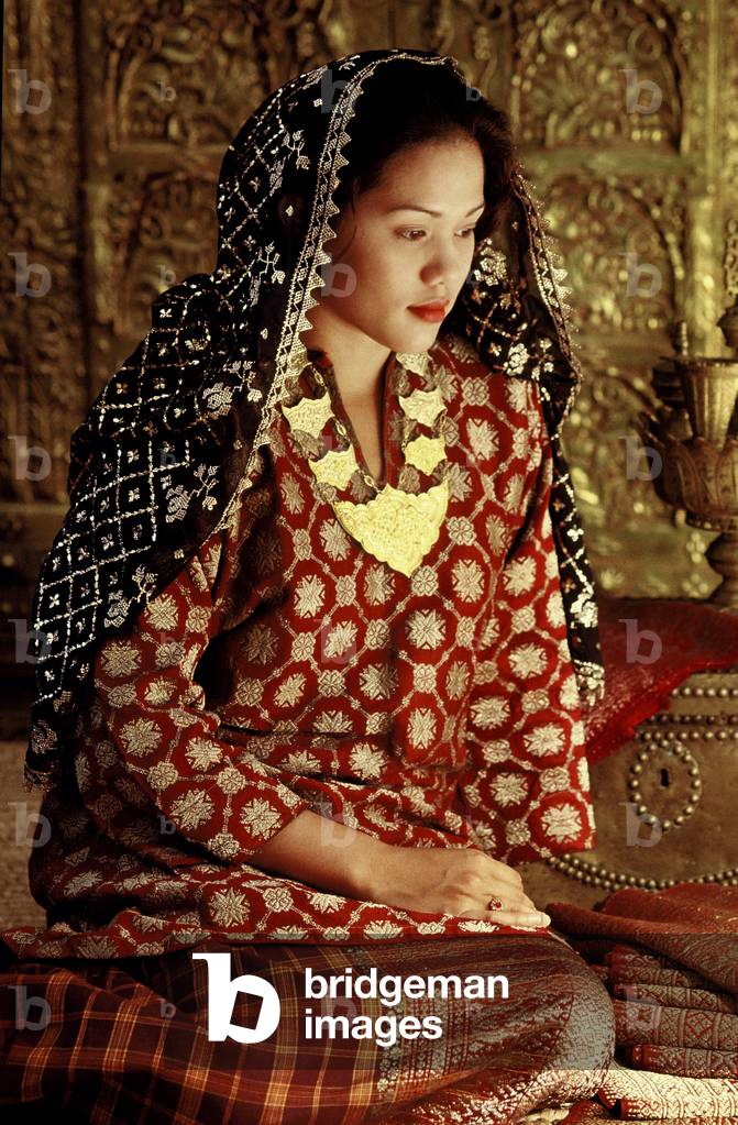 "Traditionelles Malaiisches Kostüm (Foto)", 20. Jahrhundert