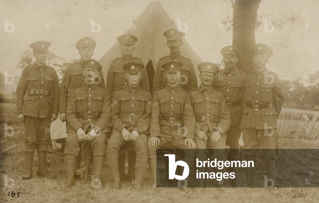 Group of British soldiers, World War I (b/w photo)