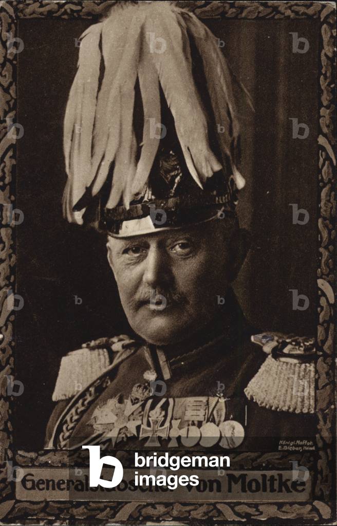 General von Moltke (b/w photo)