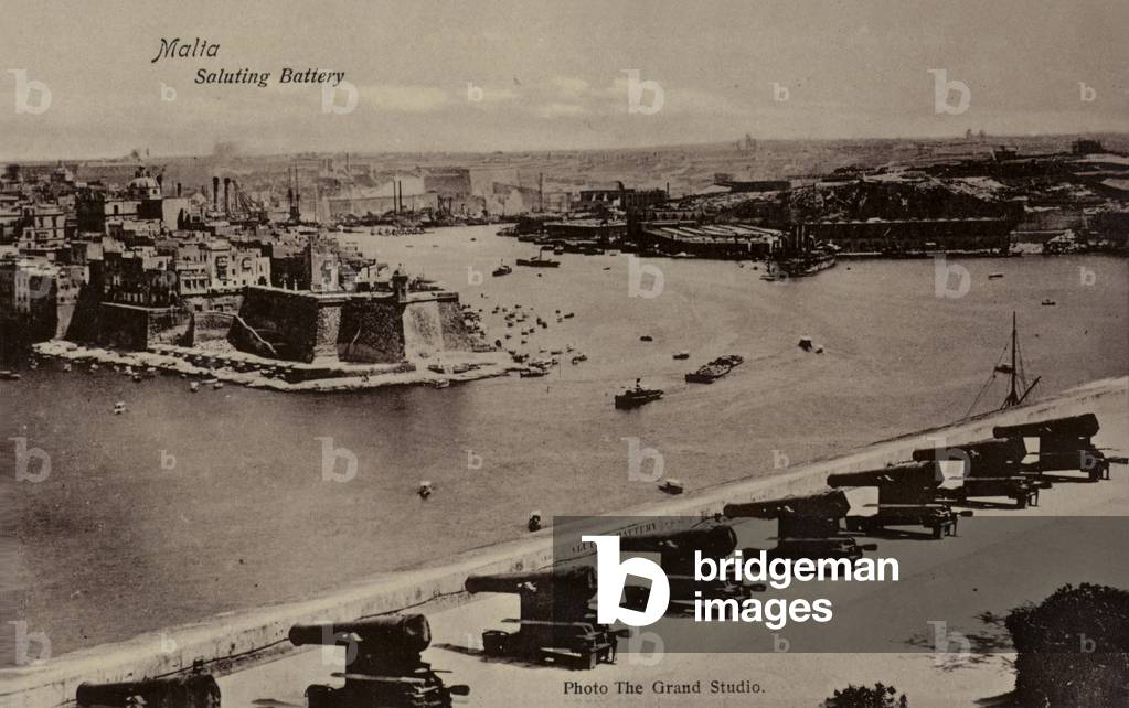 Saluting battery, Malta (b/w photo)